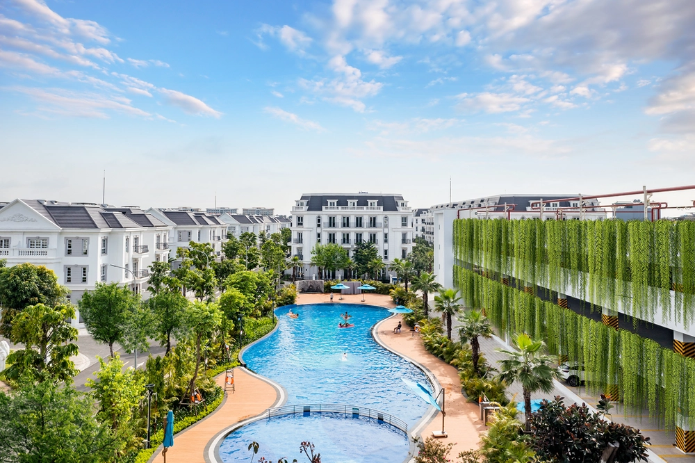 Eurowindow Holding: Từ "cuộc cách mạng" ngành cửa đến khát vọng của doanh nghiệp đa ngành tầm cỡ quốc tế- Ảnh 6. Eurowindow Holding: Từ "cuộc cách mạng" ngành cửa đến khát vọng của doanh nghiệp đa ngành tầm cỡ quốc tế- Ảnh 6.