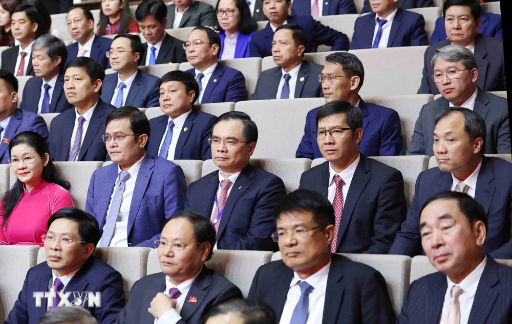 Toàn văn bài phát biểu của Tổng Bí thư Tô Lâm tại Lễ tuyên dương Bí thư Chi bộ xuất sắc và trao Giải Búa liềm Vàng lần thứ X- Ảnh 3. Toàn văn bài phát biểu của Tổng Bí thư Tô Lâm tại Lễ tuyên dương Bí thư Chi bộ xuất sắc và trao Giải Búa liềm Vàng lần thứ X- Ảnh 3.