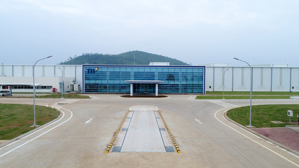 GS. TS. Hoàng Văn Cường: Thể chế, công nghệ và doanh nghiệp tư nhân là chìa khóa của mô hình tăng trưởng mới- Ảnh 2.