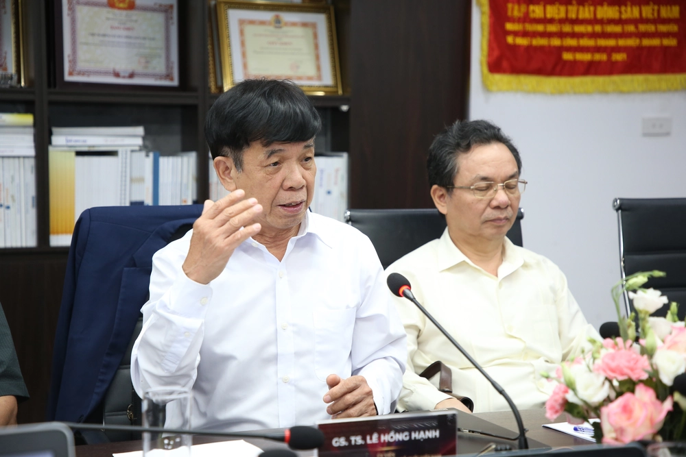 Họp Hội đồng Chung khảo Giải thưởng Quốc gia Bất động sản Việt Nam lần thứ II: Đánh giá khách quan, toàn diện để tìm ra những "viên ngọc" xứng đáng vinh danh- Ảnh 10. Họp Hội đồng Chung khảo Giải thưởng Quốc gia Bất động sản Việt Nam lần thứ II: Đánh giá khách quan, toàn diện để tìm ra những "viên ngọc" xứng đáng vinh danh- Ảnh 10.
