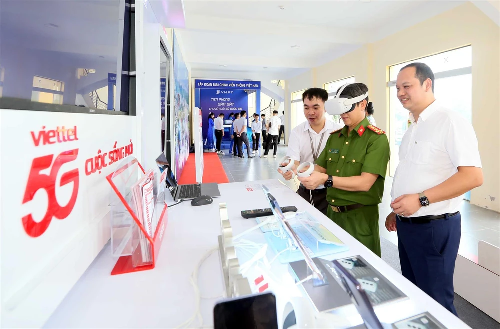 Đại sứ Vũ Quang Minh: Niềm tin và hệ giá trị văn hóa đang trở thành “tài sản chiến lược” của quốc gia- Ảnh 7.