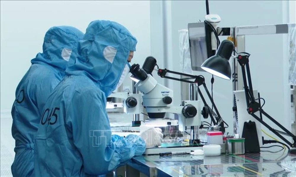 Đại sứ Vũ Quang Minh: Niềm tin và hệ giá trị văn hóa đang trở thành “tài sản chiến lược” của quốc gia- Ảnh 6.