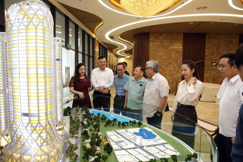 Hôm nay diễn ra Lễ trao Giải thưởng Quốc gia Bất động sản Việt Nam lần thứ II- Ảnh 3. Hôm nay diễn ra Lễ trao Giải thưởng Quốc gia Bất động sản Việt Nam lần thứ II- Ảnh 3.