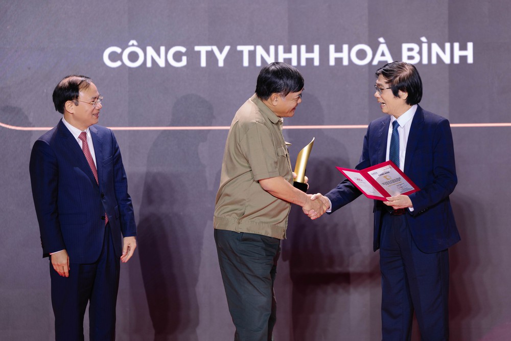 Công ty TNHH Hòa Bình: Dấu ấn từ trách nhiệm xã hội đến khát vọng đổi mới sáng tạo - Ảnh 1.