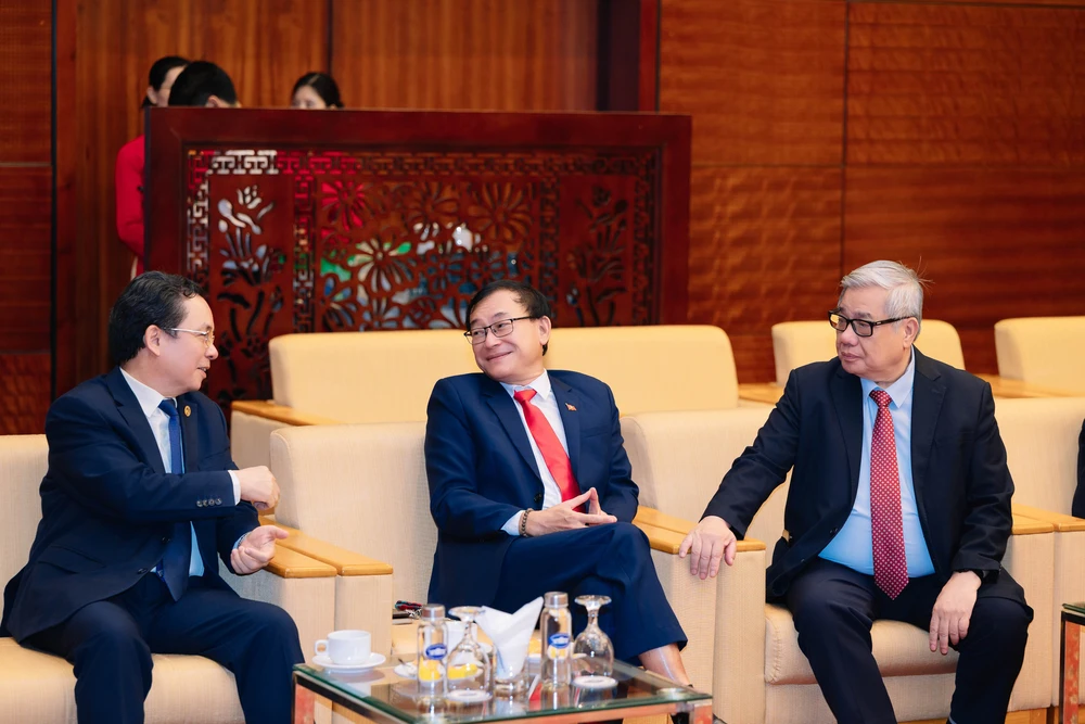 Nhìn lại những hình ảnh ấn tượng tại Lễ trao Giải thưởng Quốc gia Bất động sản Việt Nam lần thứ II- Ảnh 22.