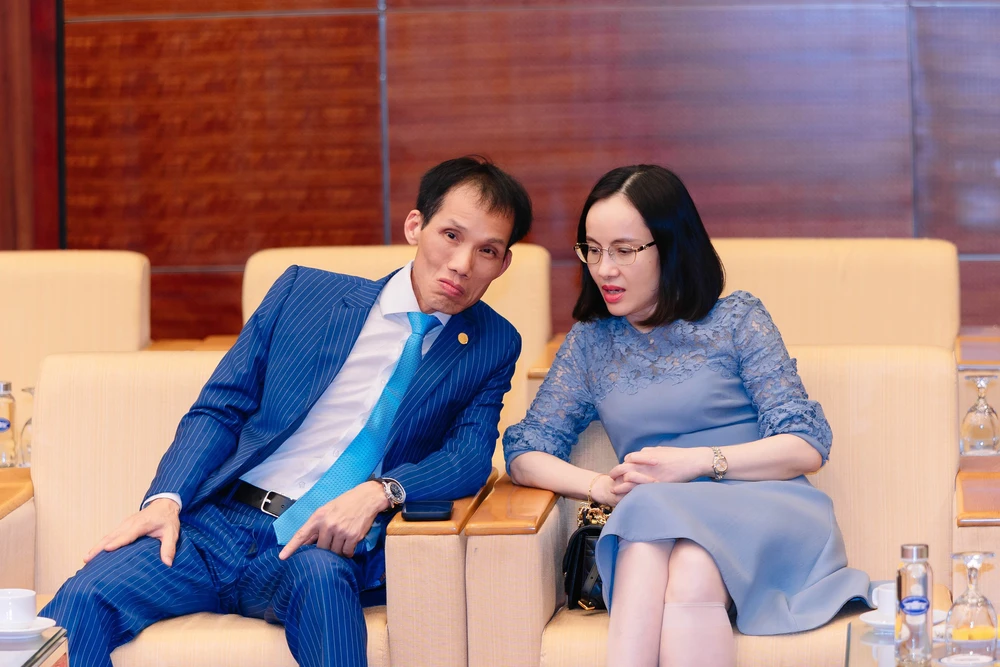 Nhìn lại những hình ảnh ấn tượng tại Lễ trao Giải thưởng Quốc gia Bất động sản Việt Nam lần thứ II- Ảnh 21.