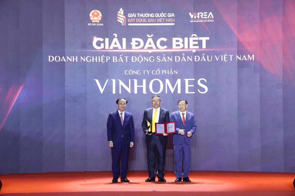 Hội đồng Giám khảo Chung khảo nói về thành công của Giải thưởng Quốc gia Bất động sản Việt Nam lần thứ II?- Ảnh 1.