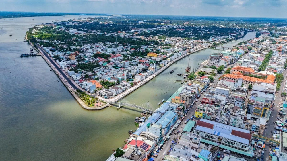 Ngày 3/7 diễn ra Hội thảo “Vĩnh Long trong không gian phát triển mới: Động lực đô thị hóa và cơ hội kiến tạo chuẩn sống thế hệ mới” - Ảnh 2.