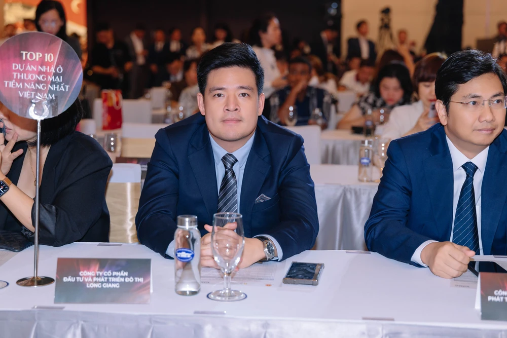 Cộng đồng doanh nghiệp góp mặt đông đảo tại Lễ trao Giải thưởng Quốc gia Bất động sản Việt Nam lần thứ II- Ảnh 30.