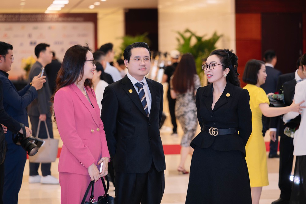 Cộng đồng doanh nghiệp góp mặt đông đảo tại Lễ trao Giải thưởng Quốc gia Bất động sản Việt Nam lần thứ II- Ảnh 15.