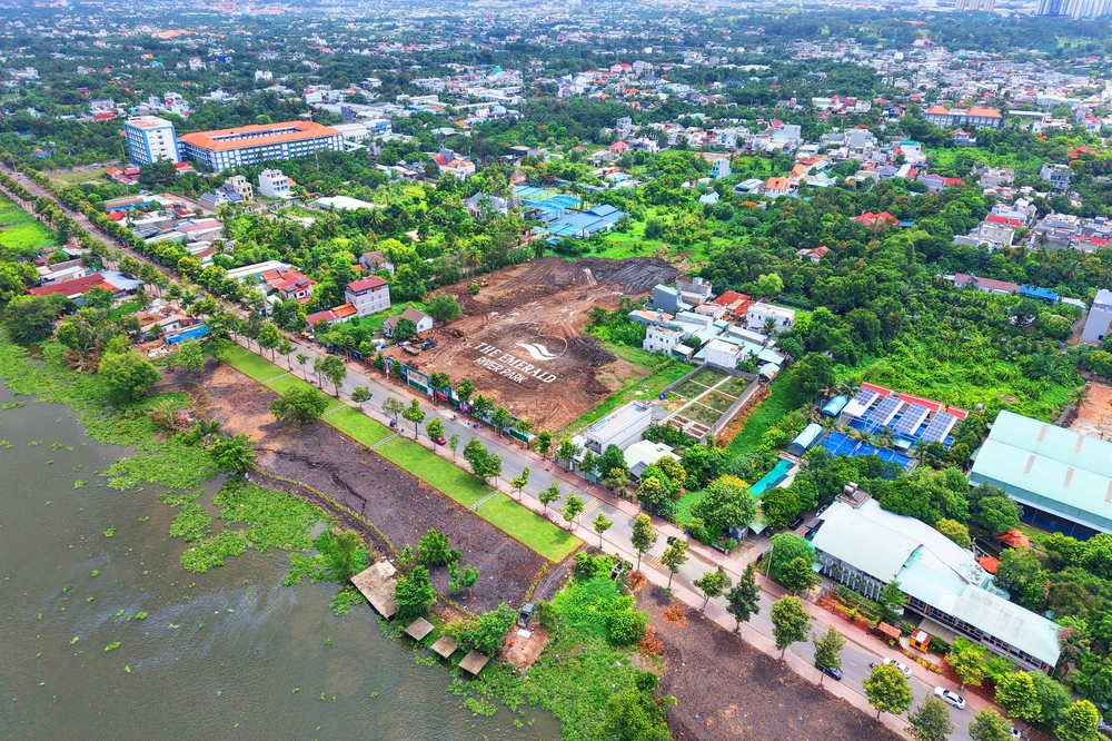 'Đại gia' địa ốc Bình Dương tự ý vẽ thêm bến du thuyền khi chưa được cấp phép- Ảnh 8.