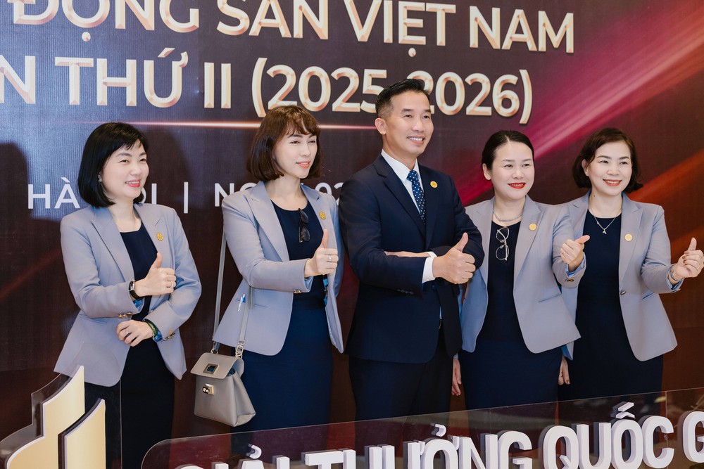 Cộng đồng doanh nghiệp góp mặt đông đảo tại Lễ trao Giải thưởng Quốc gia Bất động sản Việt Nam lần thứ II- Ảnh 37.