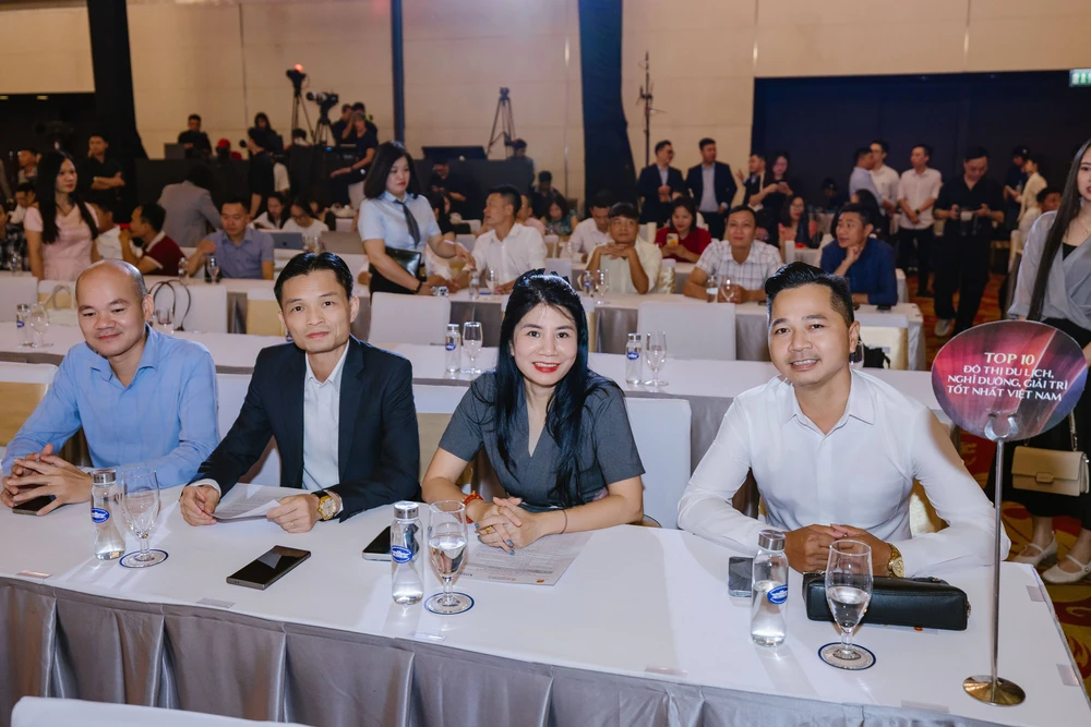 Cộng đồng doanh nghiệp góp mặt đông đảo tại Lễ trao Giải thưởng Quốc gia Bất động sản Việt Nam lần thứ II- Ảnh 36.