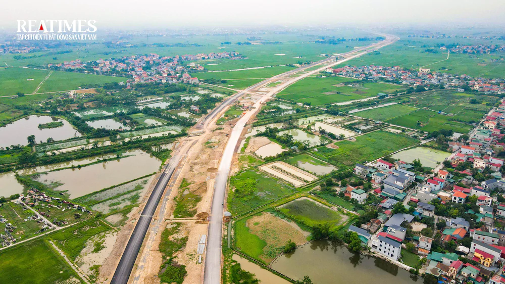 Bắc Ninh trước thềm lên Thành phố trực thuộc Trung ương: Dư địa mới và tầm nhìn "siêu đô thị" bán dẫn, AI - Ảnh 10.