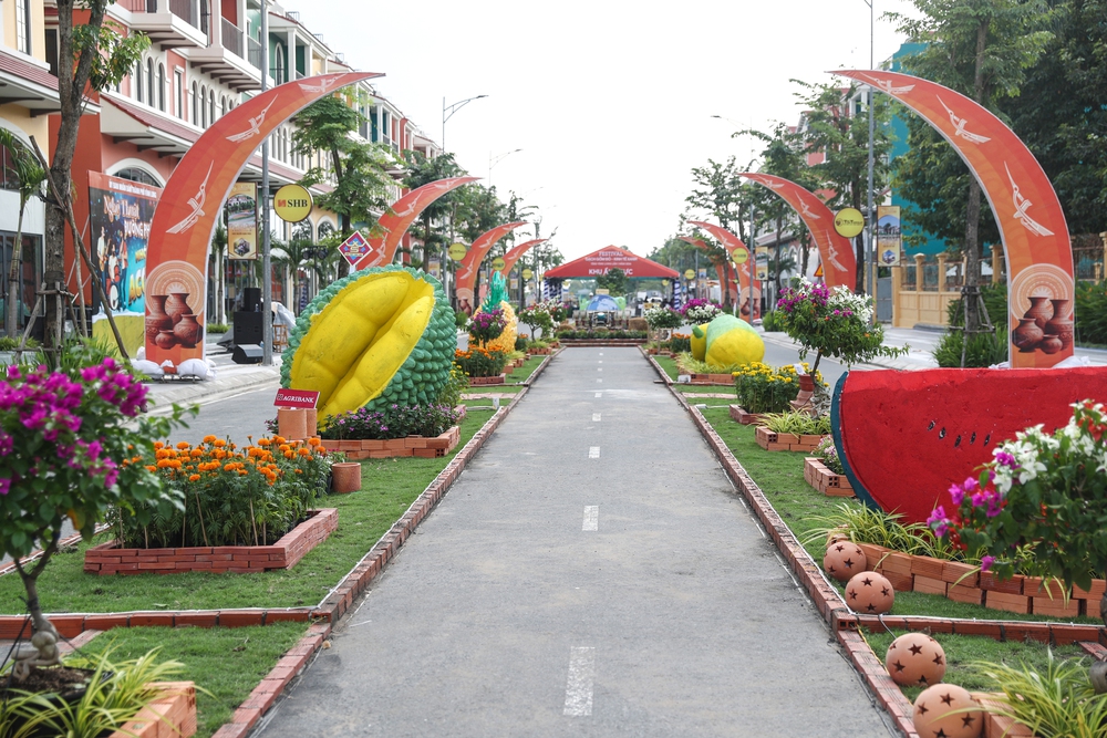 PGS. TS. Nguyễn Quang Tuyến: Thị trường bất động sản Vĩnh Long được dẫn dắt bởi những khu đô thị kiến tạo chuẩn sống mới - Ảnh 6.
