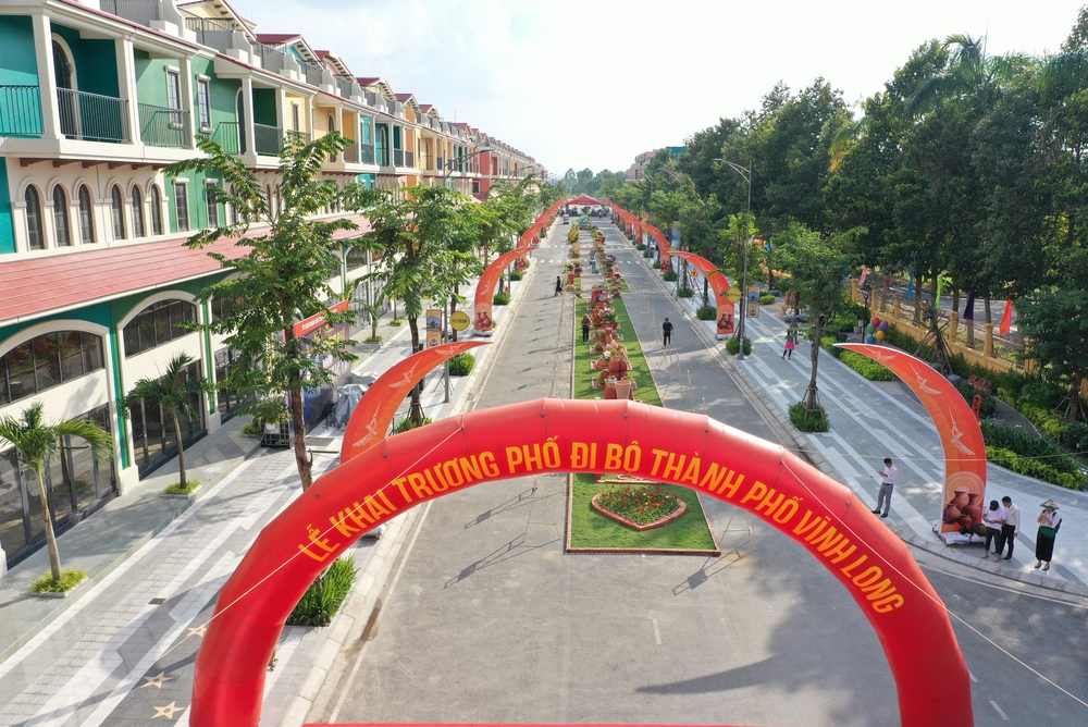 PGS. TS. Nguyễn Quang Tuyến: Thị trường bất động sản Vĩnh Long được dẫn dắt bởi những khu đô thị kiến tạo chuẩn sống mới - Ảnh 7.