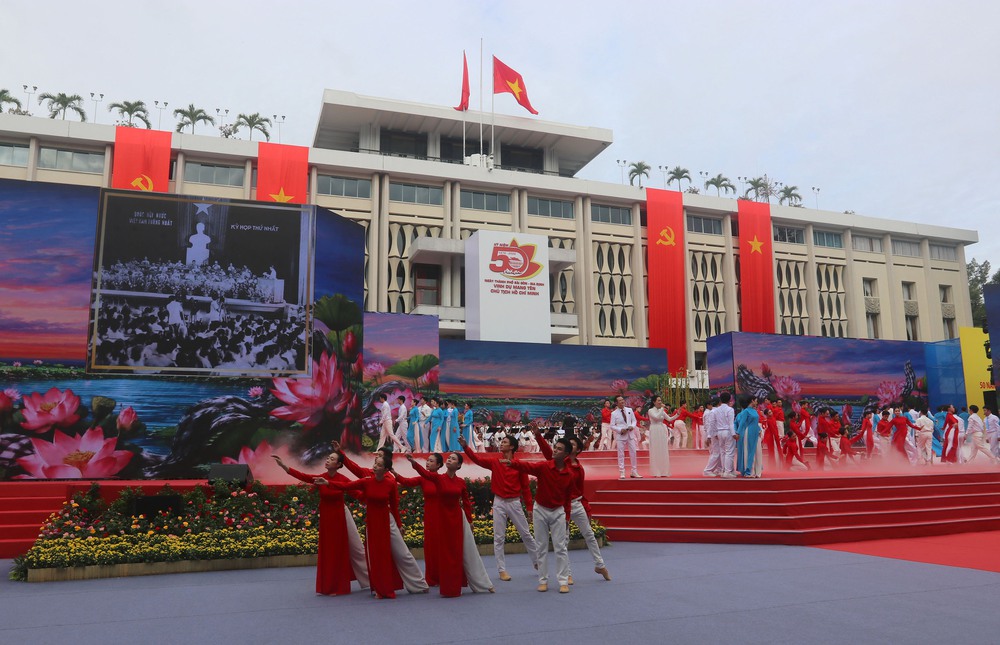 Bí thư TP. Hồ Chí Minh Trần Lưu Quang: Thành phố mang tên Bác sẽ là nơi khởi nguồn của những kỳ tích mới - Ảnh 6.