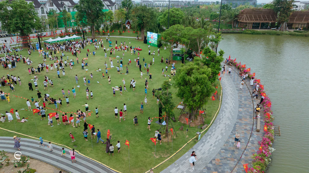 Eco Central Park: Từ DNA đô thị xanh đến giá trị sống dài hạn - Ảnh 3.