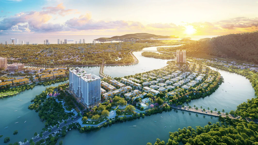 PGS. TS. Phạm Trung Lương: “Sức sống” của những dự án bất động sản đa trải nghiệm đang tạo nên sức bật mới cho du lịch Nha Trang - Ảnh 21.