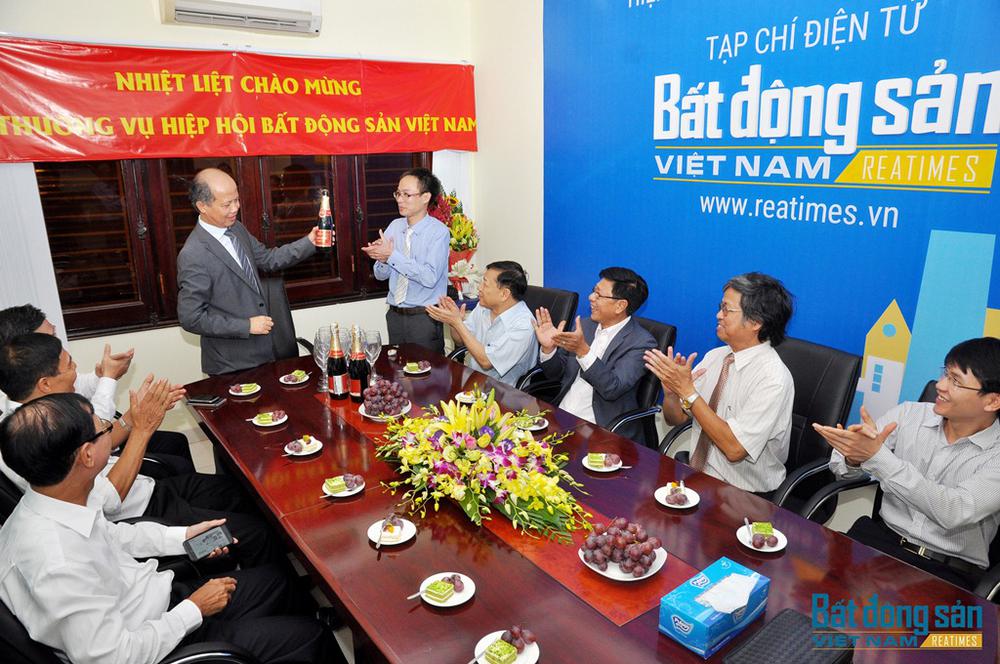 Reatimes - Một thập kỷ phụng sự và kiến tạo - Ảnh 2.