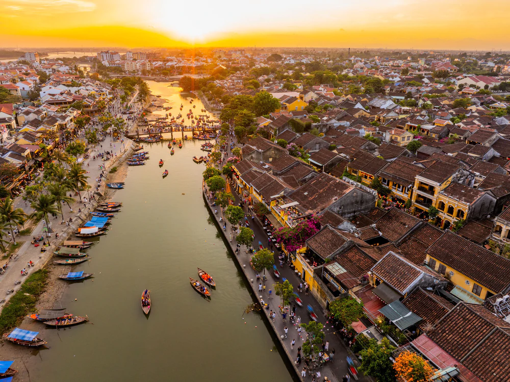 Du lịch Việt Nam trong kỷ nguyên mới: Từ chính sách đột phá đến sức bật tăng trưởng - Ảnh 12.