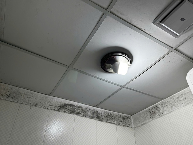 Hà Nội: Chung cư cũ Hoàng Mai, Hai Bà Trưng bàn giao hơn 10 năm được rao bán trên 70 triệu đồng/m2- Ảnh 4. Hà Nội: Chung cư cũ Hoàng Mai, Hai Bà Trưng bàn giao hơn 10 năm được rao bán trên 70 triệu đồng/m2- Ảnh 4.