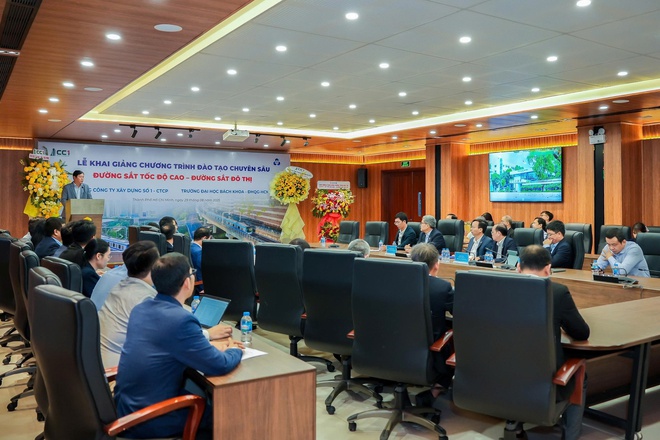 Lễ khai giảng chương trình đào tạo chuyên sâu “đường sắt tốc độ cao – đường sắt đô thị”- Ảnh 4. Lễ khai giảng chương trình đào tạo chuyên sâu “đường sắt tốc độ cao – đường sắt đô thị”- Ảnh 4.