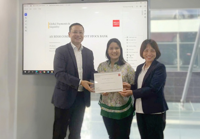 ABBANK được Wells Fargo vinh danh Ngân hàng có chất lượng thanh toán quốc tế xuất sắc- Ảnh 2. ABBANK được Wells Fargo vinh danh Ngân hàng có chất lượng thanh toán quốc tế xuất sắc- Ảnh 2.