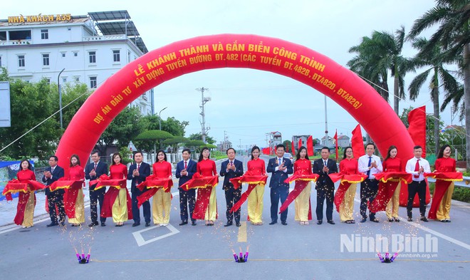 Ninh Bình: Khánh thành và gắn biển nhiều dự án công trình giao thông trọng điểm- Ảnh 4.