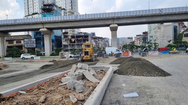 Dự án đường vành đai 2,5 đoạn Nguyễn Trãi - Đầm Hồng phấn đấu thông xe kỹ thuật vào dịp 10/10 - Ảnh 2.