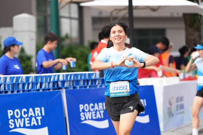 Hơn 8.500 người sánh bước cùng CapitaLand hỗ trợ trẻ em và thanh thiếu niên yếu thế tại Việt Nam - Ảnh 4.