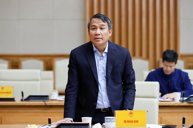 Thủ tướng: Tối ưu hóa hiệu quả các dự án và làm chủ công nghệ đường sắt- Ảnh 12. Thủ tướng: Tối ưu hóa hiệu quả các dự án và làm chủ công nghệ đường sắt- Ảnh 12.