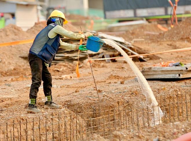Cận cảnh công trường dự án Aeon Mall Thanh Hóa hơn 4.000 tỷ đồng đang thi công rầm rộ- Ảnh 10.