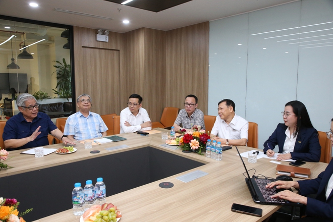 Hội đồng Giám khảo Chung khảo Giải thưởng Quốc gia Bất động sản Việt Nam lần thứ II làm việc với Hata Homes- Ảnh 4.