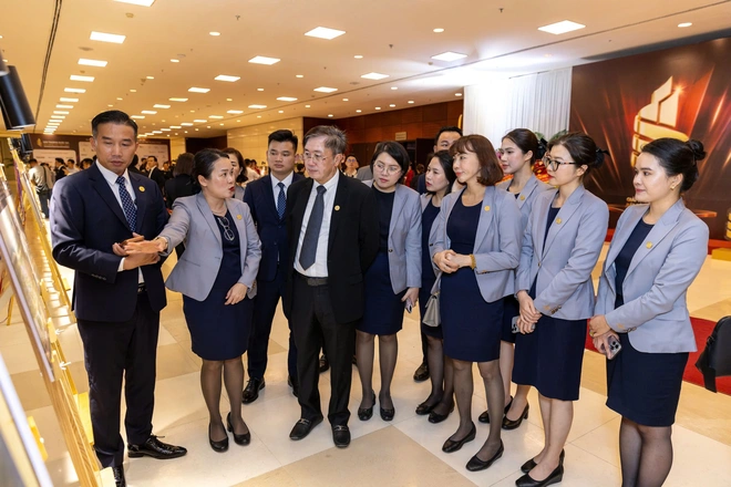 Nhiều doanh nhân tiêu biểu quy tụ tại Lễ trao Giải thưởng Quốc gia Bất động sản Việt Nam lần thứ II- Ảnh 9. Nhiều doanh nhân tiêu biểu quy tụ tại Lễ trao Giải thưởng Quốc gia Bất động sản Việt Nam lần thứ II- Ảnh 9.
