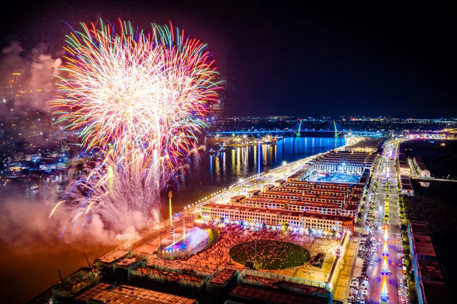 Từ Hà Nội đến Nha Trang, Phú Quốc: Hệ sinh thái Vingroup mở hội xuyên Việt dịp nghỉ lễ 2/9 - Ảnh 13.