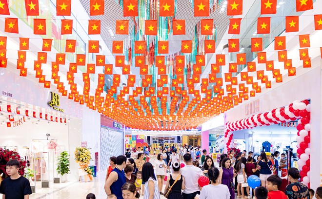 Từ Hà Nội đến Nha Trang, Phú Quốc: Hệ sinh thái Vingroup mở hội xuyên Việt dịp nghỉ lễ 2/9 - Ảnh 17.