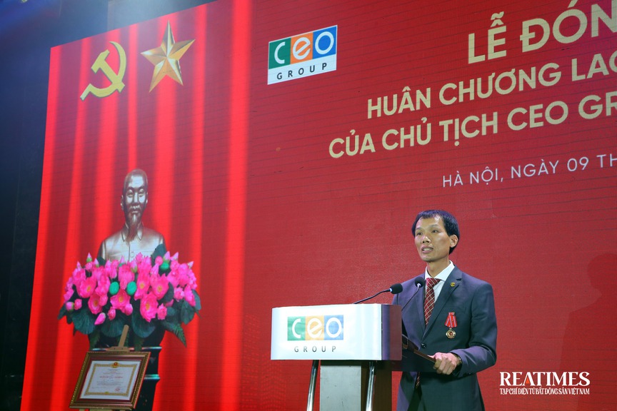 Chủ tịch CEO Group Đoàn Văn Bình đón nhận Huân chương Lao động hạng Ba- Ảnh 6.