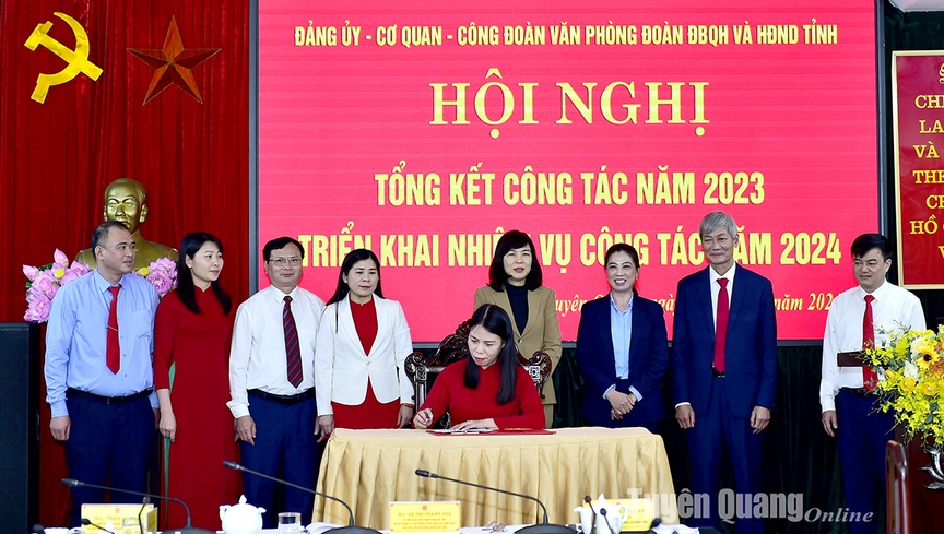 Tuyên Quang: Tiếp tục đổi mới nâng cao hiệu quả hoạt động của HĐND tỉnh- Ảnh 4.