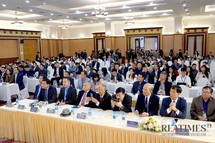 VARs tổ chức Diễn đàn: "Thị trường bất động sản Việt Nam 2024 - Vượt qua thách thức"- Ảnh 3.