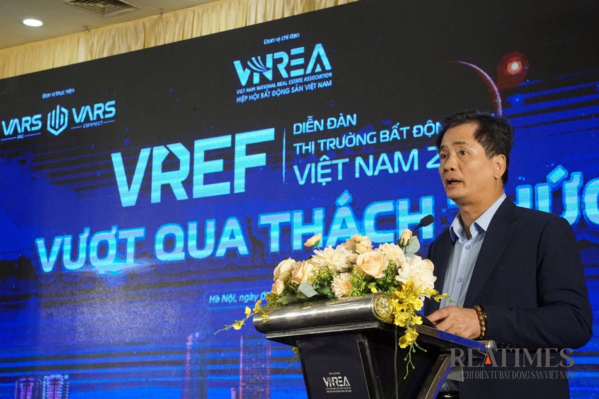 VARs tổ chức Diễn đàn: "Thị trường bất động sản Việt Nam 2024 - Vượt qua thách thức"- Ảnh 2.