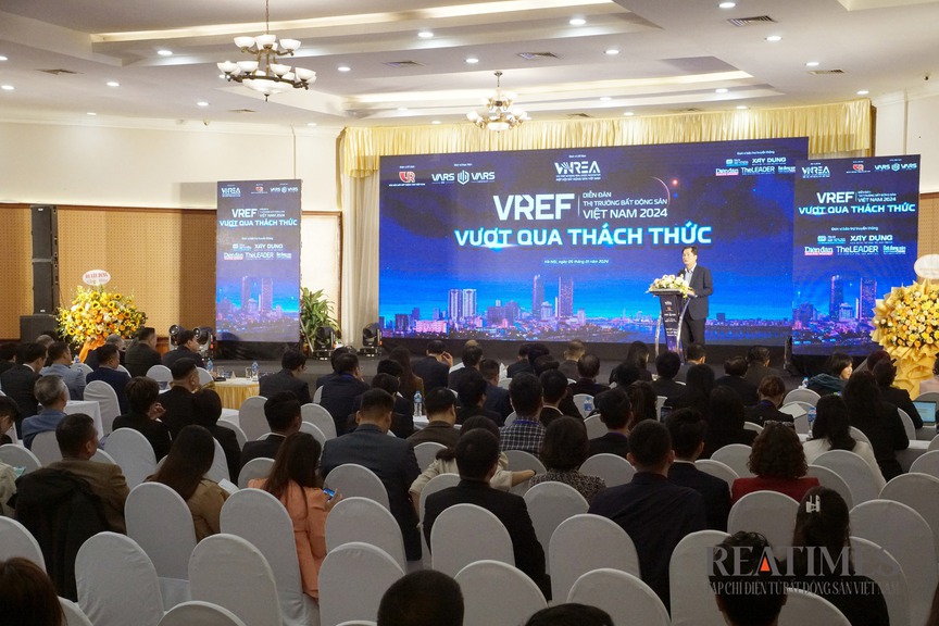 VARs tổ chức Diễn đàn: "Thị trường bất động sản Việt Nam 2024 - Vượt qua thách thức"- Ảnh 1.