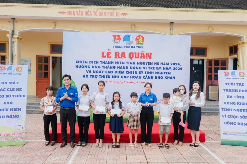 Tuổi trẻ Đoàn Vietcombank Hà Tĩnh học tập và làm theo tư tưởng, đạo đức, phong cách Hồ Chí Minh về phong cách nêu gương- Ảnh 1.