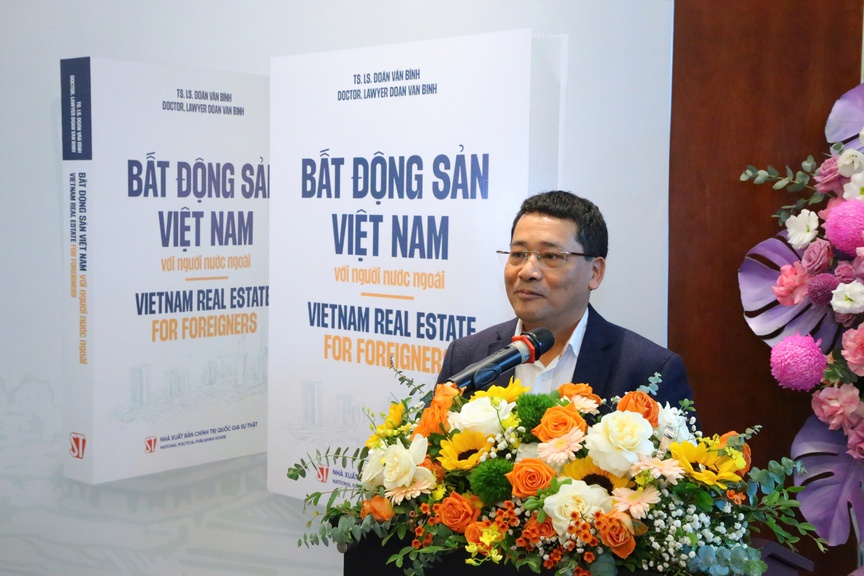 TS. LS. Đoàn Văn Bình ra mắt cuốn sách “Bất động sản Việt Nam với người nước ngoài - Vietnam Real Estate For Foreigners”- Ảnh 5.