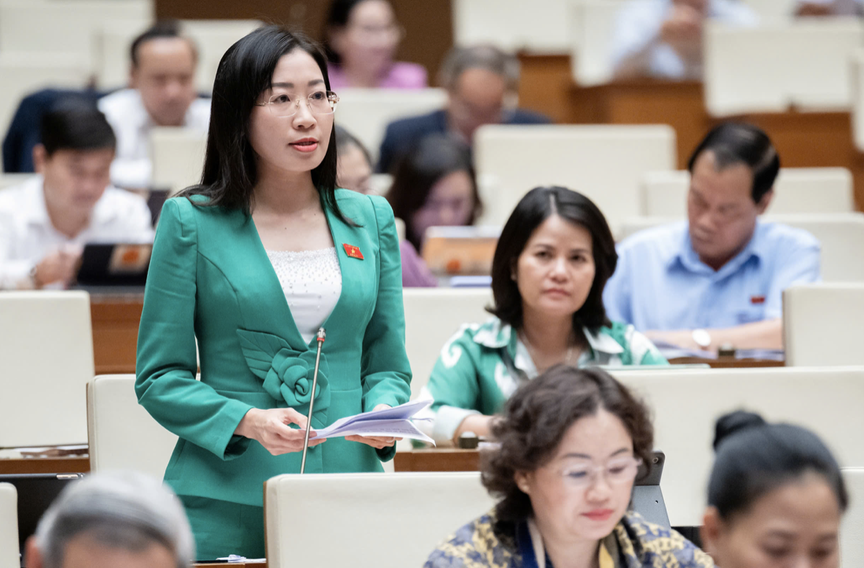 Đại biểu Hoàng Thị Thanh Thúy, Đoàn ĐBQH tỉnh Tây Ninh. (Ảnh: Cổng thông tin điện tử Quốc hội)