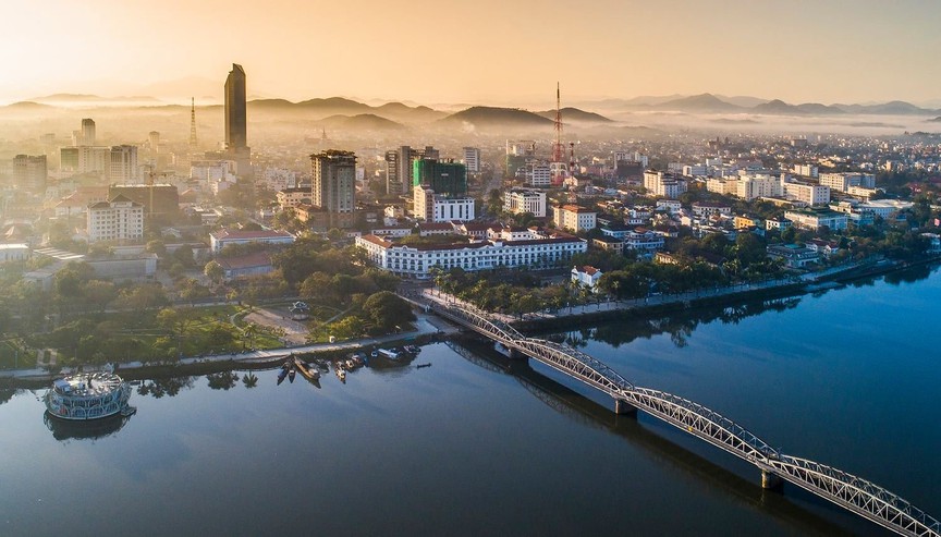 Chỉ vài ngày nữa, Huế sẽ là TP trực thuộc Trung ương: Người dân có cần đổi sổ đỏ?- Ảnh 2.