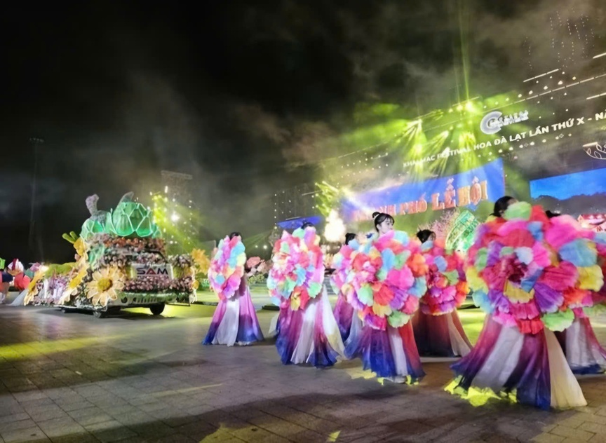 Lâm Đồng: Tưng bừng khai mạc Festival Hoa Đà Lạt lần thứ 10 - năm 2024- Ảnh 11.