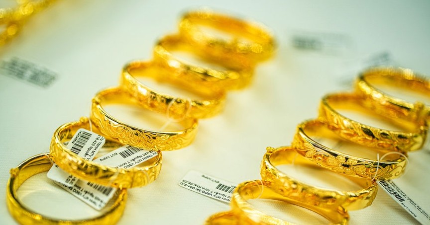 Giá vàng SJC tiến sát 80 triệu đồng/lượng, vàng ngày thần tài sẽ lập kỷ lục mới- Ảnh 1.