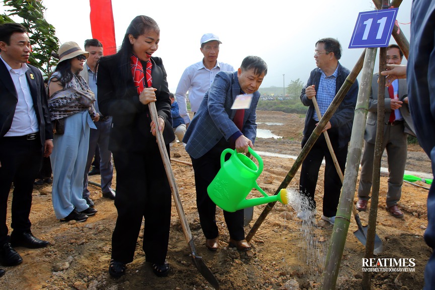Chủ tịch VNREA tham dự Lễ phát động "Tết trồng cây đời đời nhớ ơn Bác Hồ" tại Bắc Giang- Ảnh 6.