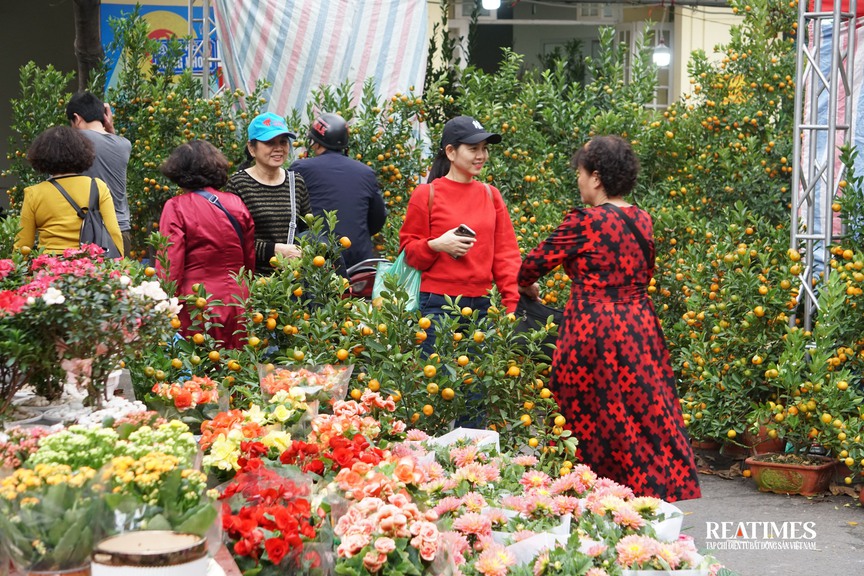 Chợ hoa Hàng Lược - khơi gợi Tết Hà Nội trong ký ức- Ảnh 10.